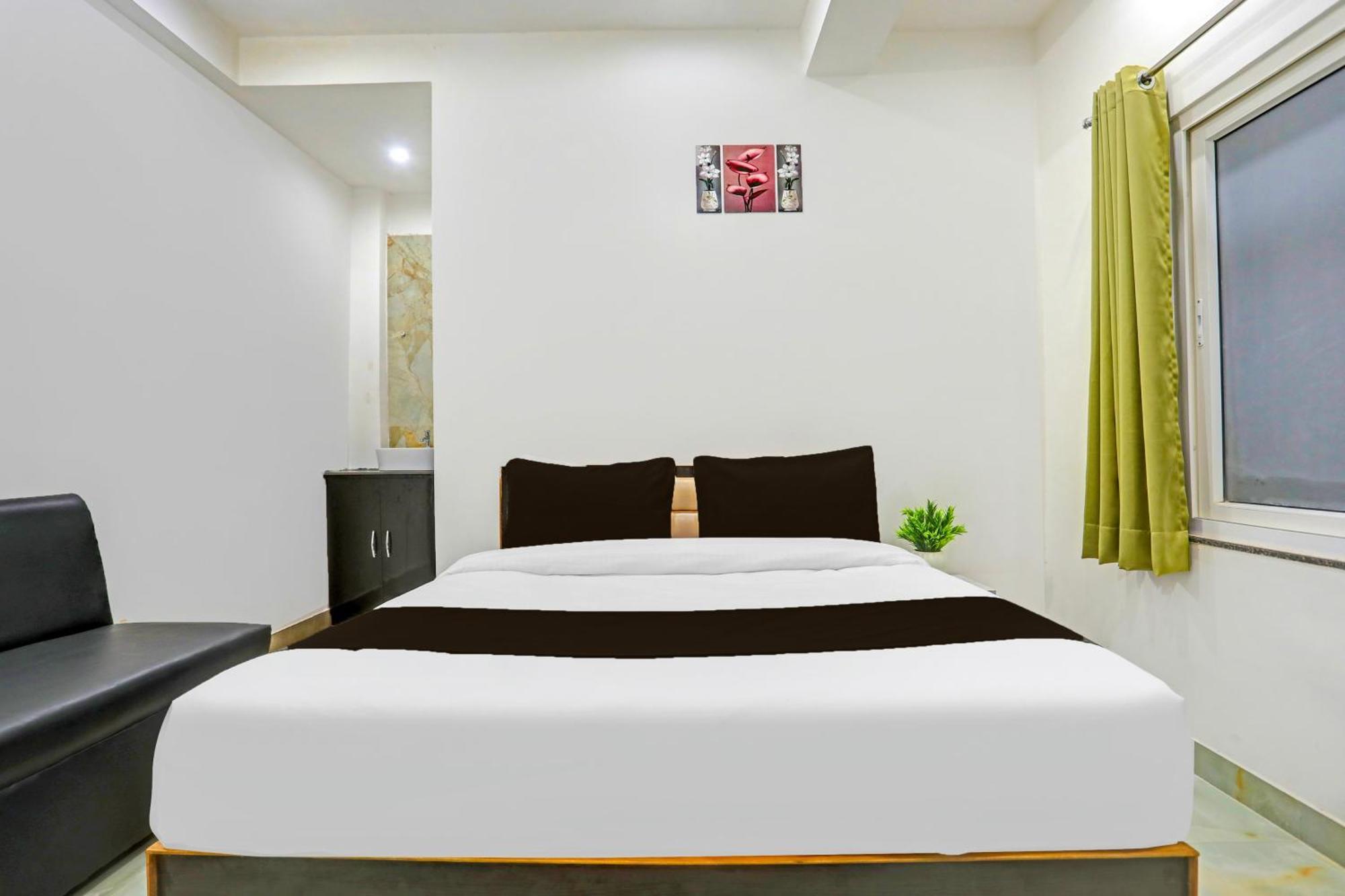 Hotel O The Maruti Paying Guest House 바라나시 외부 사진