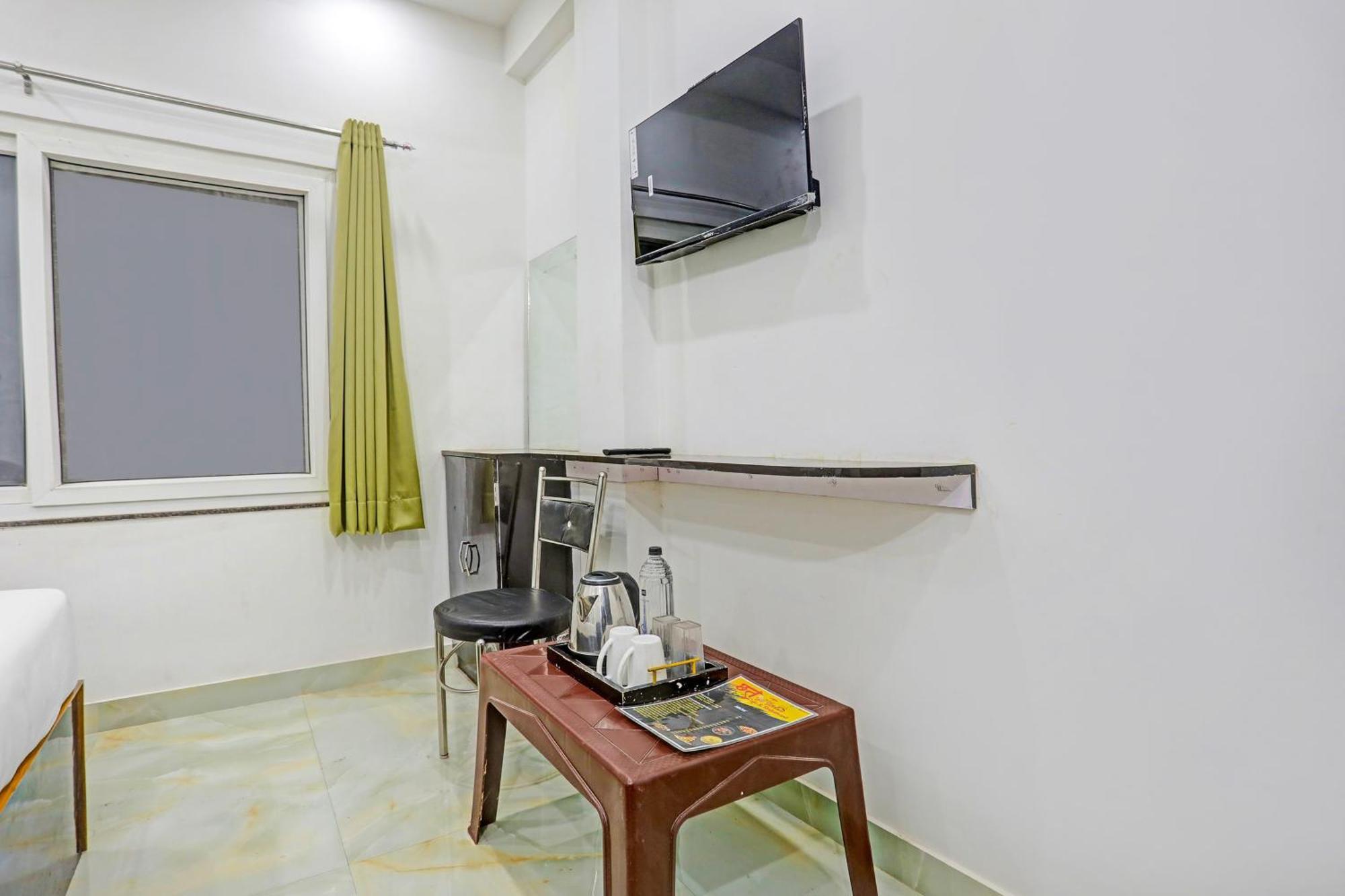 Hotel O The Maruti Paying Guest House 바라나시 외부 사진